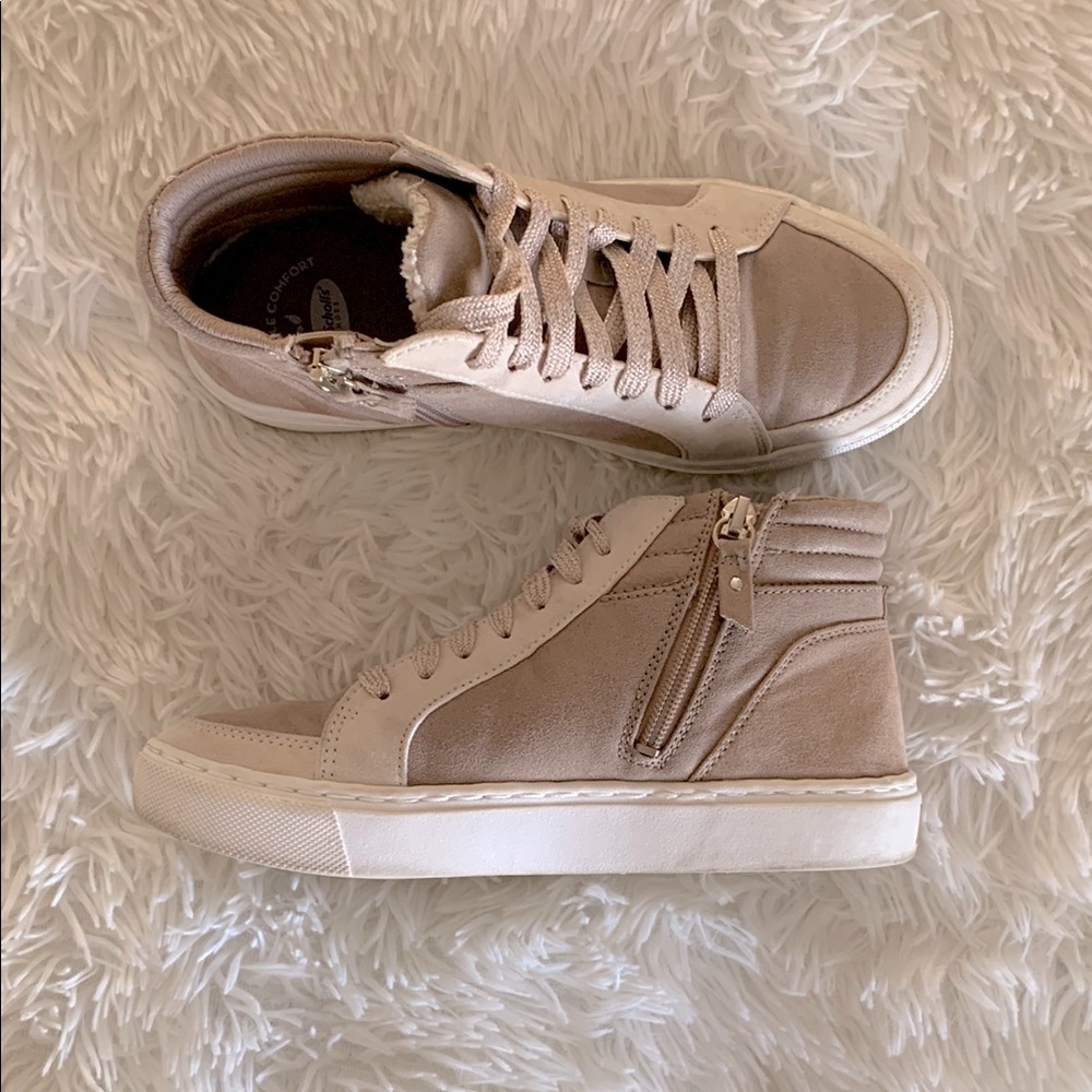 Dr. Scholl's Blush Pink High-Top Sneakers with Zipper